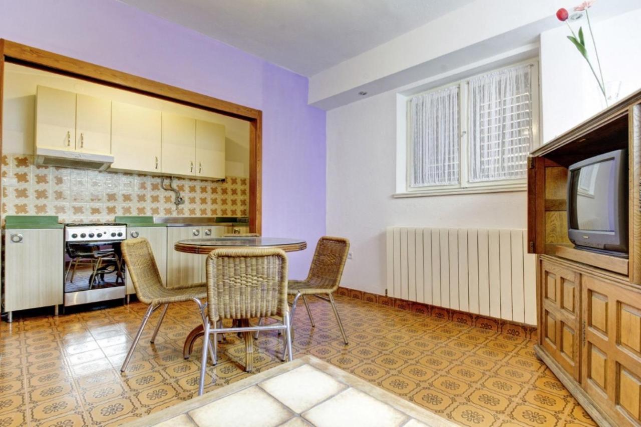 Appartement Anton Makarska
